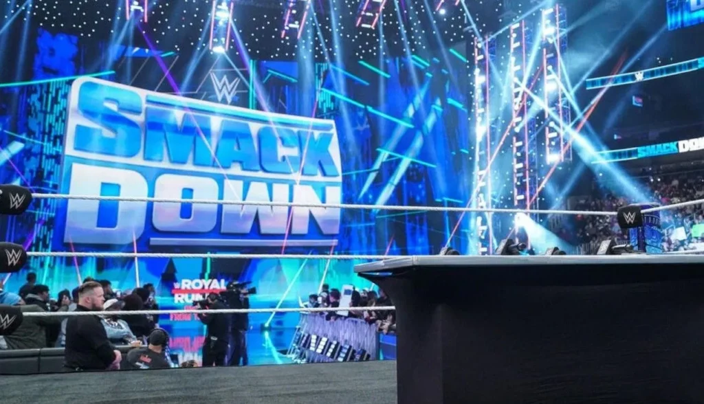 WWE announces 3-time World Heavyweight Champion is returning to SmackDown