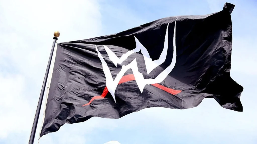 Major WWE star signs new contract ahead of RAW – Reports