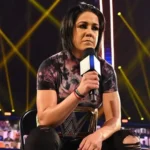 15-time WWE champion breaks down in tears; announces she can’t wrestle anymore; Bayley reacts
