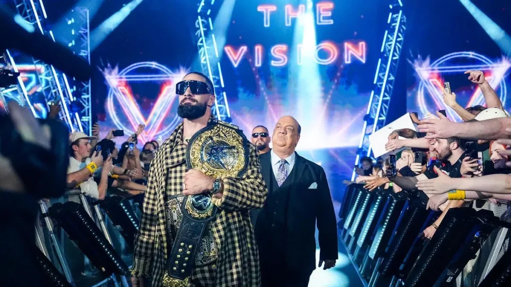 [WATCH] Top WWE star leaves with the World Heavyweight Championship after Seth Rollins is kicked out of The Vision