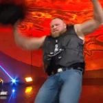 Brock Lesnar Has Immediate Botch On WWE RAW – Stuns Everyone