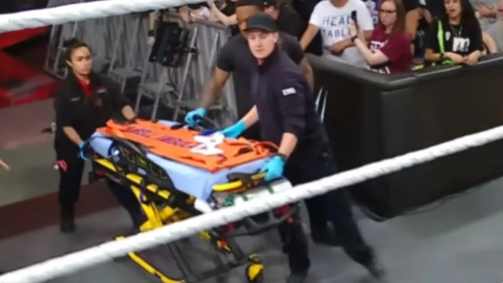 Slow Motion Replay Shows Moment RAW Superstar Was Injured In Solo Sikoa Match Botch – Doctors Rush To Stop Match