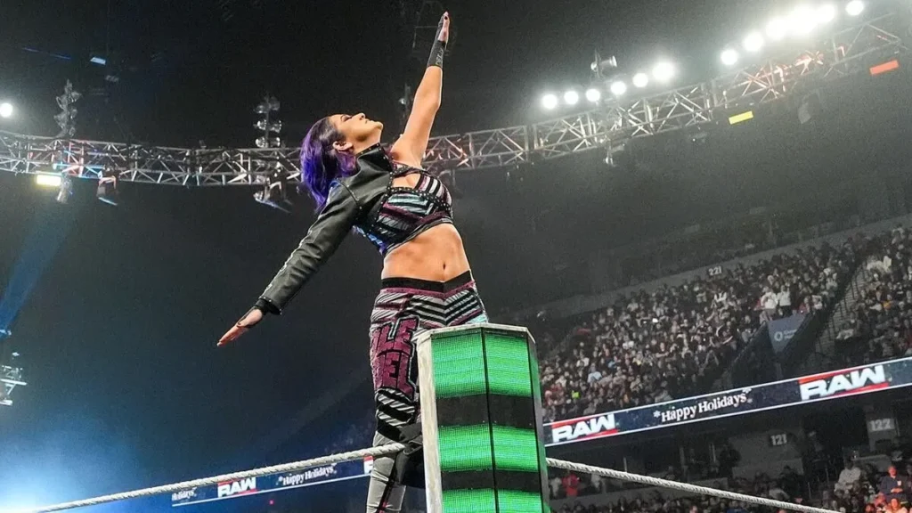 Bayley calls 3-time WWE champion a ‘WEIRDO’